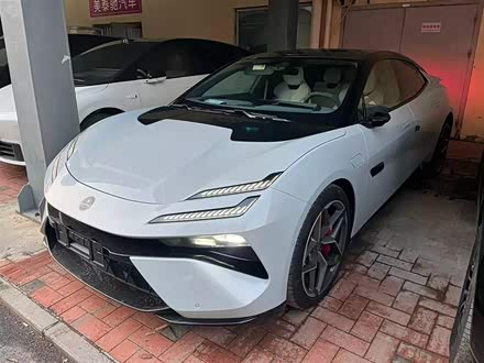 Lotus Emeya 2026 2026款 600 SE 5座