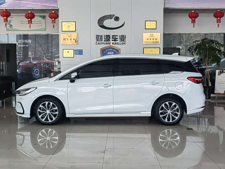 BYD Song Max 2021 2021款 升级版 1.5T 自动尊贵型 6座