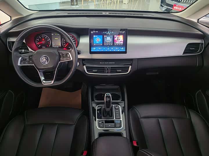 BYD Song Max 2021 2021款 升级版 1.5T 自动尊贵型 6座