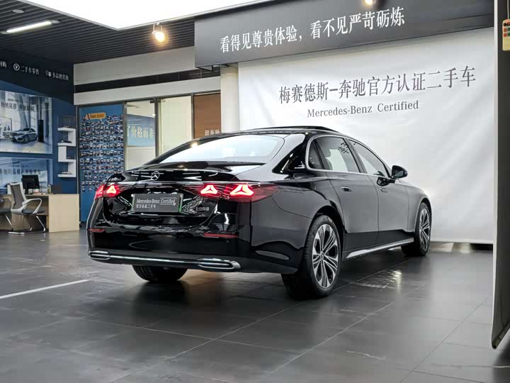 Mercedes-Benz E-Class Hybrid 2024 2024款 E 350 e L 插电式混合动力轿车