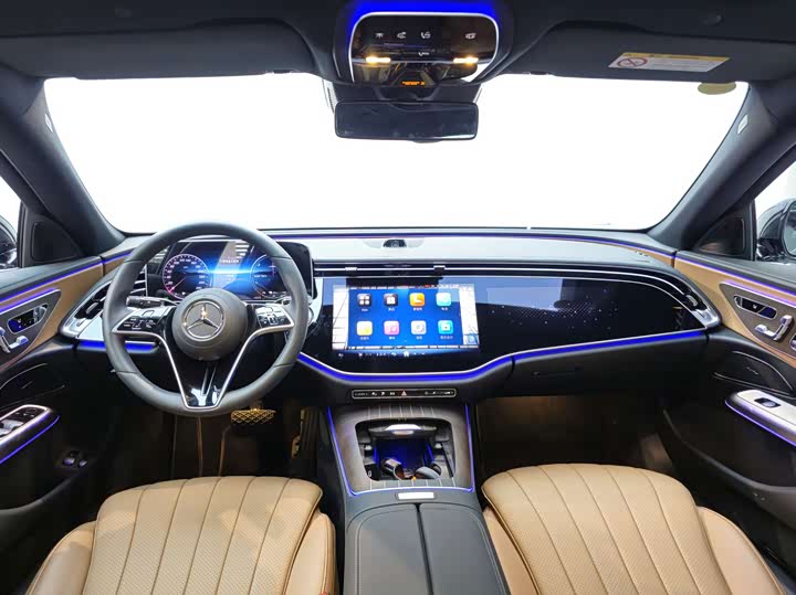 Mercedes-Benz E-Class Hybrid 2024 2024款 E 350 e L 插电式混合动力轿车