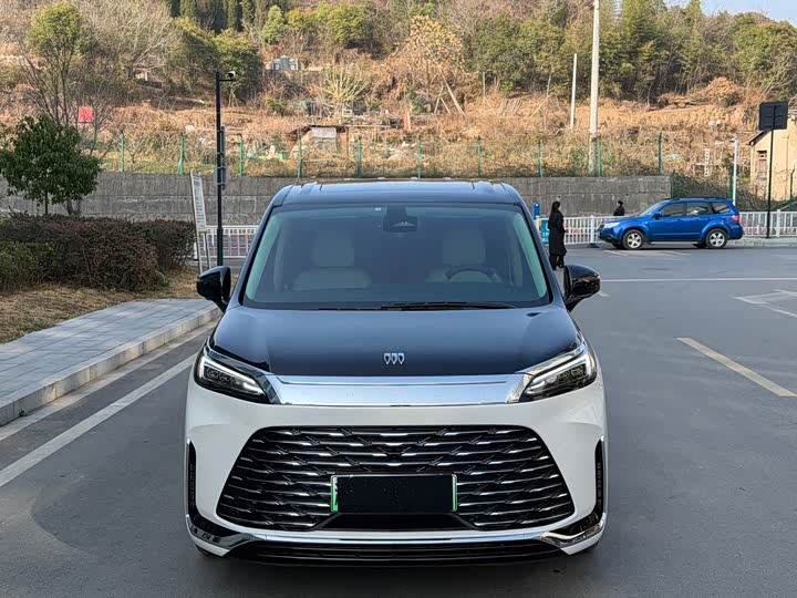 Buick GL8 Hybrid 2025 2025款 陆尚 智享版 7座