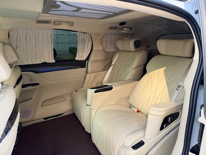 Buick GL8 Hybrid 2025 2025款 陆尚 智享版 7座