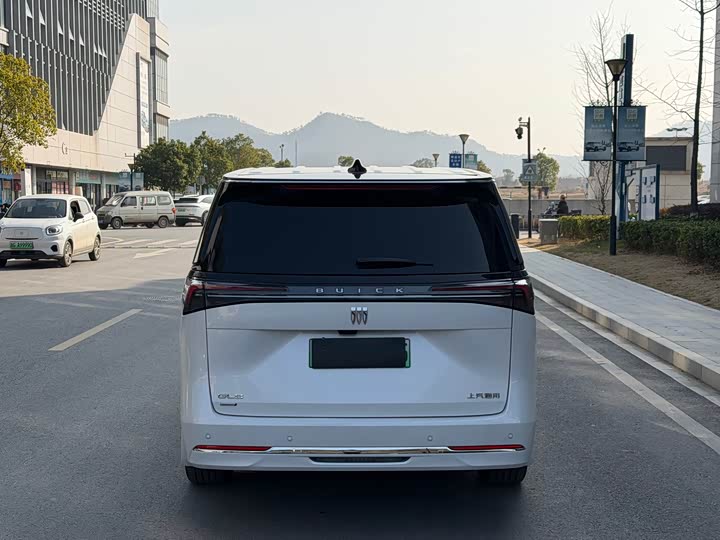 Buick GL8 Hybrid 2025 2025款 陆尚 智享版 7座