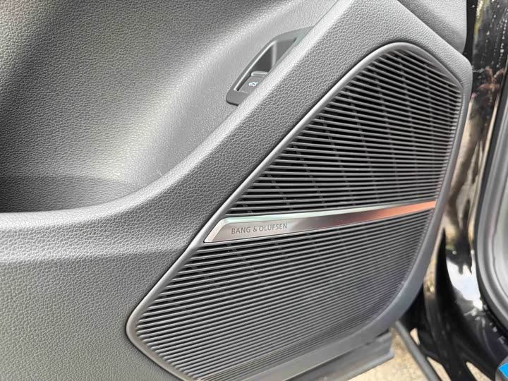 Audi Q7 2025 2025款 55 TFSI quattro S line黑武士型