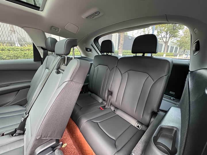 Audi Q7 2025 2025款 55 TFSI quattro S line黑武士型
