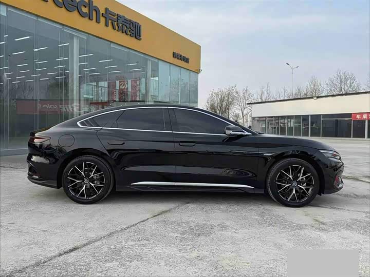 BYD Han 2025 2025款 EV 智驾版 506KM尊贵型