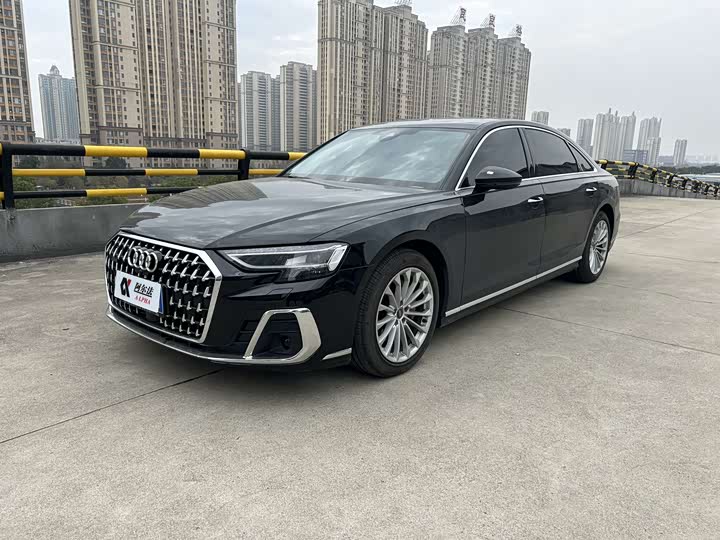 Audi A8 2025 2025款 A8L 45 TFSI quattro 豪华型