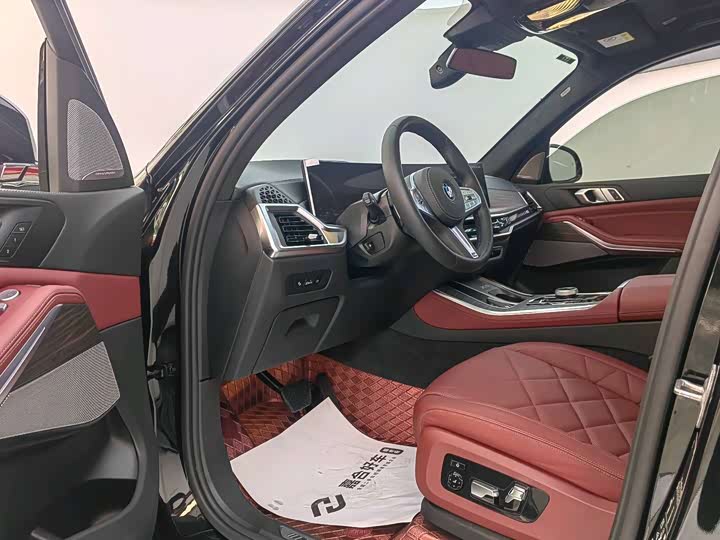 BMW X5 2025 2025款 xDrive 40Li M运动曜夜套装