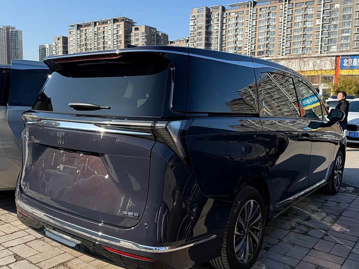 Buick GL8 Hybrid 2026 2026款 陆尊 奢享版