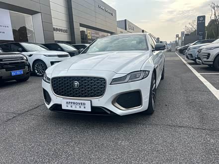 Jaguar XF L 2024 2024款 2.0T P300 四驱旗舰运动鎏金版