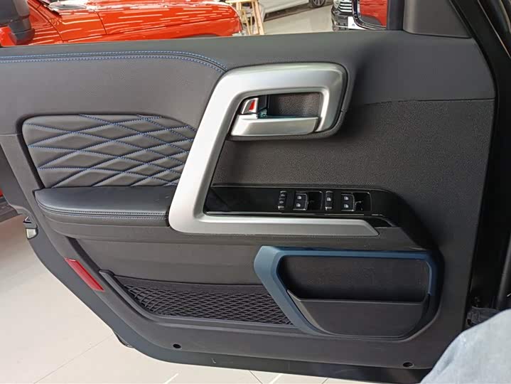 BAIC Beijing BJ40 2024 2024款 2.0D 全新刀锋英雄穿越者