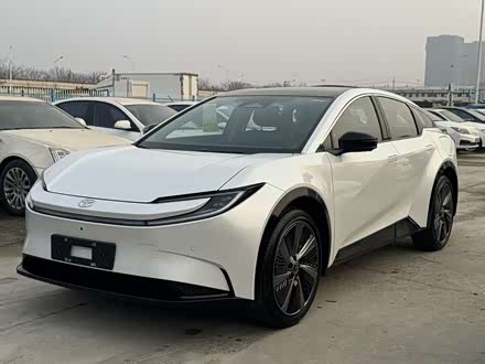 2025 Toyota bZ5