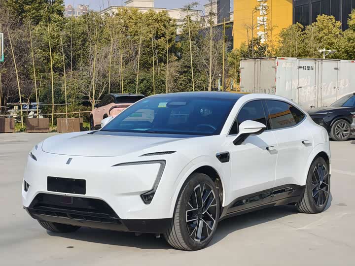 Avatr 11 2023 2023款 鸿蒙 90度 后驱版