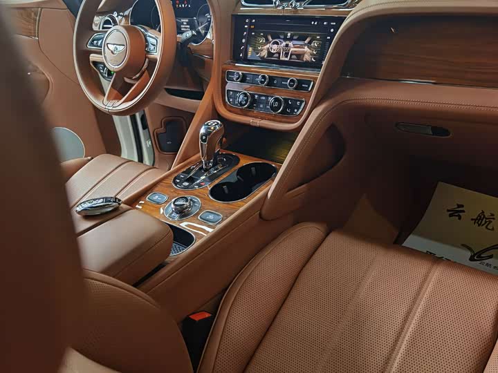 Bentley Bentayga 2022 2022款 4.0T V8