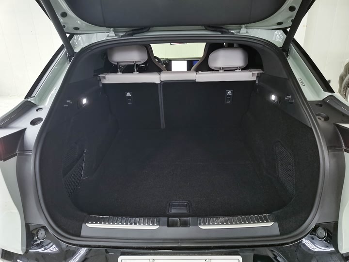 HiPhi Y 2023 2023款 560km 精英版