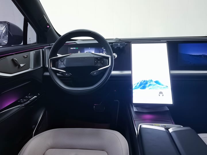 HiPhi Y 2023 2023款 560km 精英版