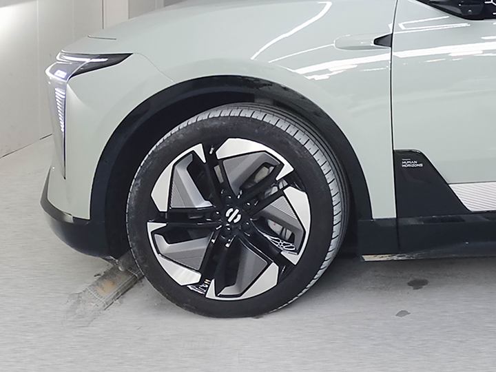 HiPhi Y 2023 2023款 560km 精英版