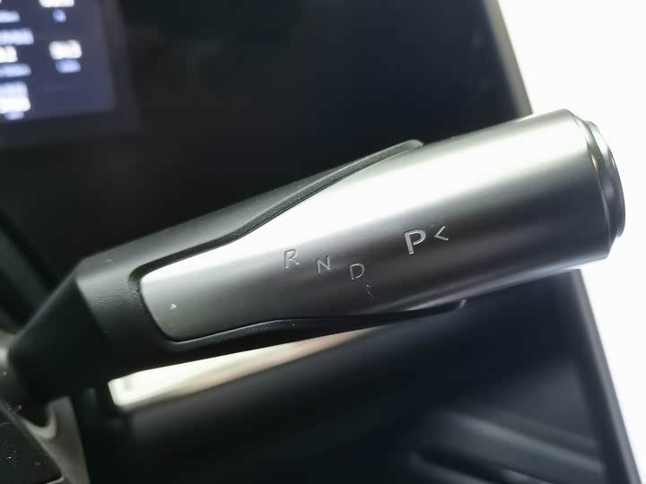 HiPhi Y 2023 2023款 560km 精英版