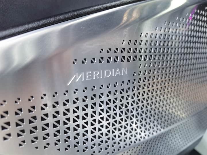 HiPhi Y 2023 2023款 560km 精英版