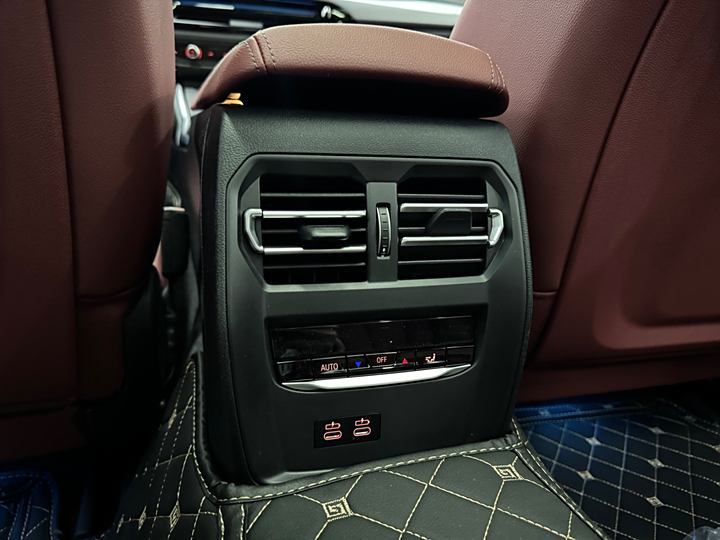 BMW i3 2025 2025款 eDrive 35 L