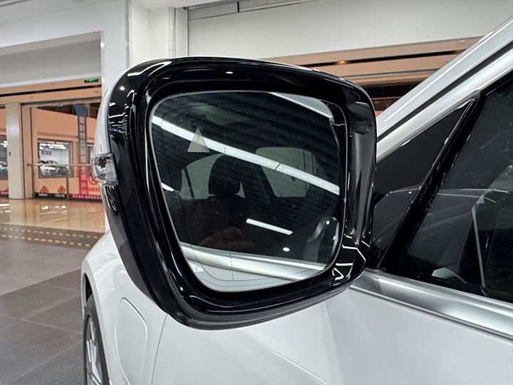 BMW i3 2025 2025款 eDrive 35 L