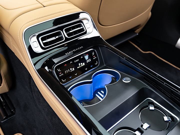 Mercedes-Benz Maybach S-Class 2022 2022款 S 680 4MATIC Virgil Abloh 限量版