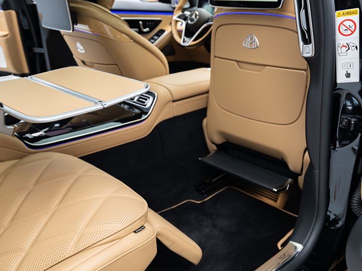 Mercedes-Benz Maybach S-Class 2022 2022款 S 680 4MATIC Virgil Abloh 限量版