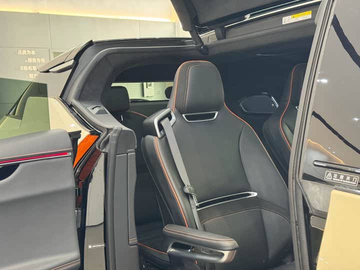 HiPhi X 2021 2021款 旗舰版6座