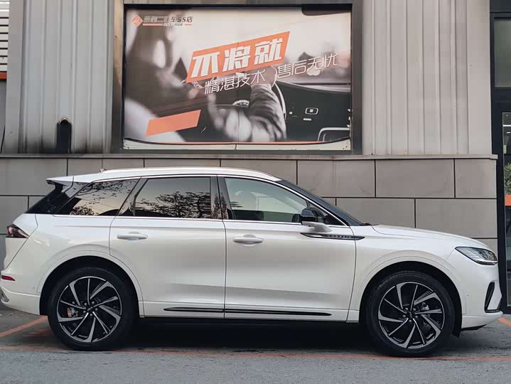 Lincoln Corsair 2024 2024款 2.0T 四驱尊耀版