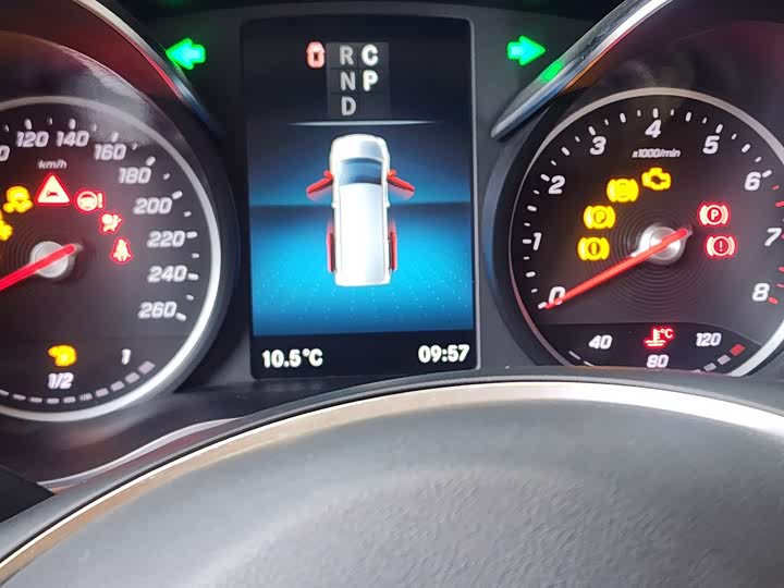 Mercedes-Benz V-Class 2022 2022款 V 260 L 长轴距尊贵版