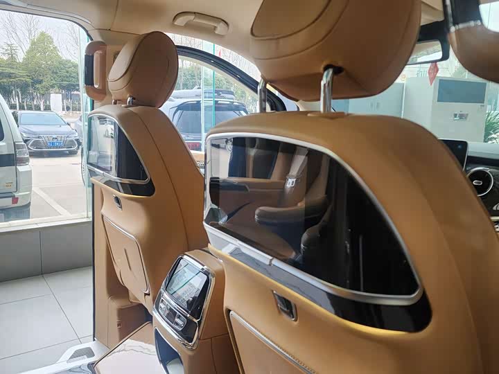 Mercedes-Benz V-Class 2022 2022款 V 260 L 长轴距尊贵版