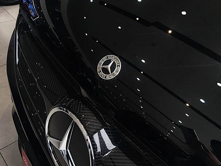 Mercedes-Benz V-Class 2022 2022款 V 260 L 长轴距尊贵版