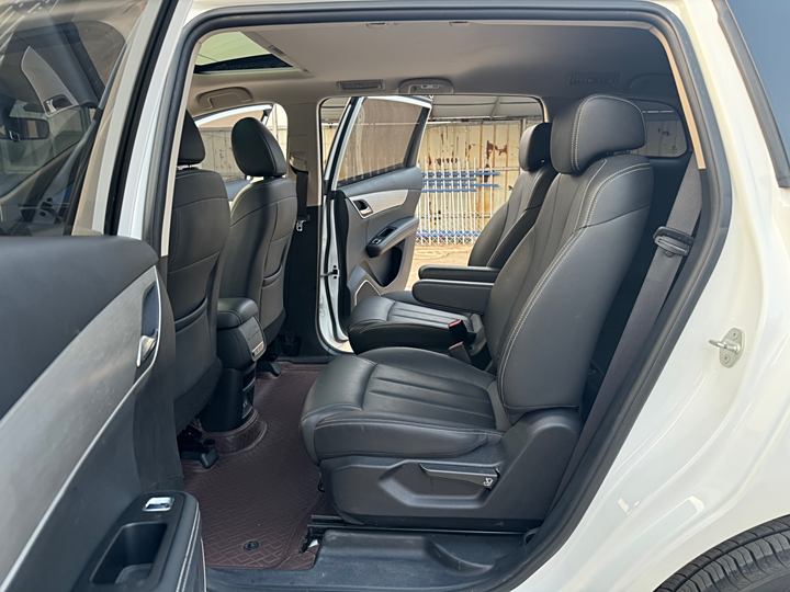 BYD Song Max 2021 2021款 升级版 1.5T 自动豪华型 6座