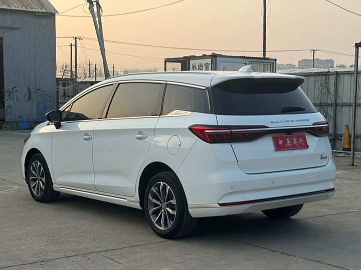BYD Song Max 2021 2021款 升级版 1.5T 自动豪华型 6座