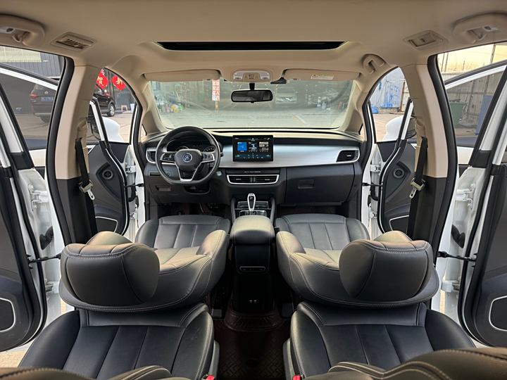 BYD Song Max 2021 2021款 升级版 1.5T 自动豪华型 6座