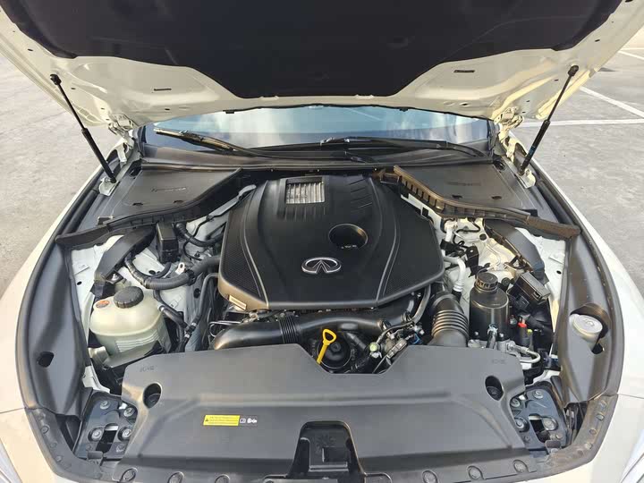 Infiniti Q50L 2022 2022款 2.0T 舒适版