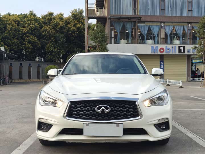 Infiniti Q50L 2022 2022款 2.0T 舒适版