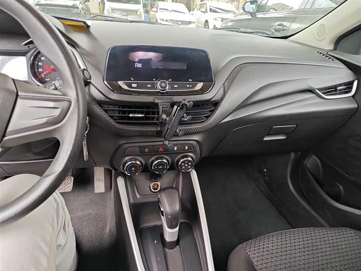 Chevrolet Onix (Cavalier) 2022 2022款 325T 自动欣悦版