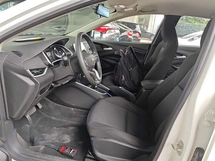 Chevrolet Onix (Cavalier) 2022 2022款 325T 自动欣悦版