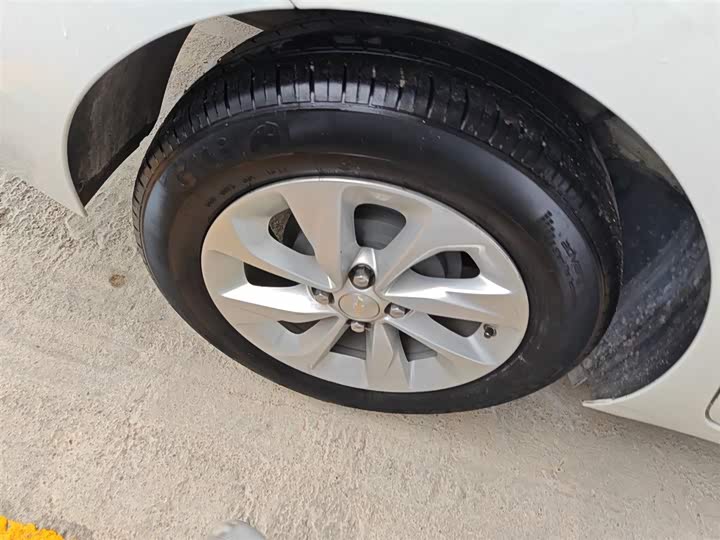 Chevrolet Onix (Cavalier) 2022 2022款 325T 自动欣悦版