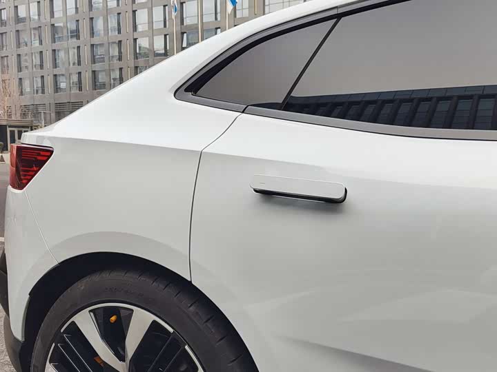 Polestar 4 2024 2024款 双电机长续航PLUS 双星互联版