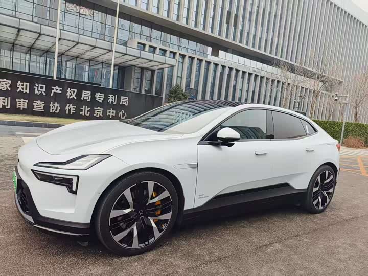 Polestar 4 2024 2024款 双电机长续航PLUS 双星互联版