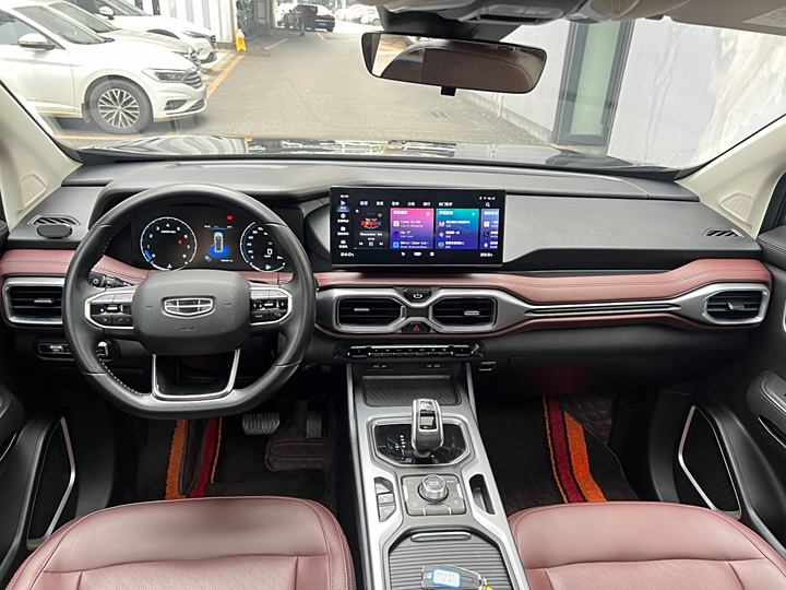 Geely Okavango 2022 2022款 1.8TD 自动尊贵型 7座