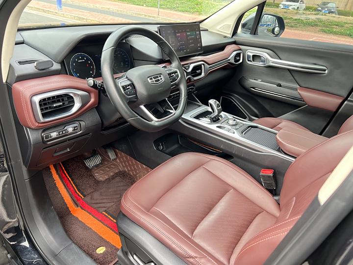 Geely Okavango 2022 2022款 1.8TD 自动尊贵型 7座