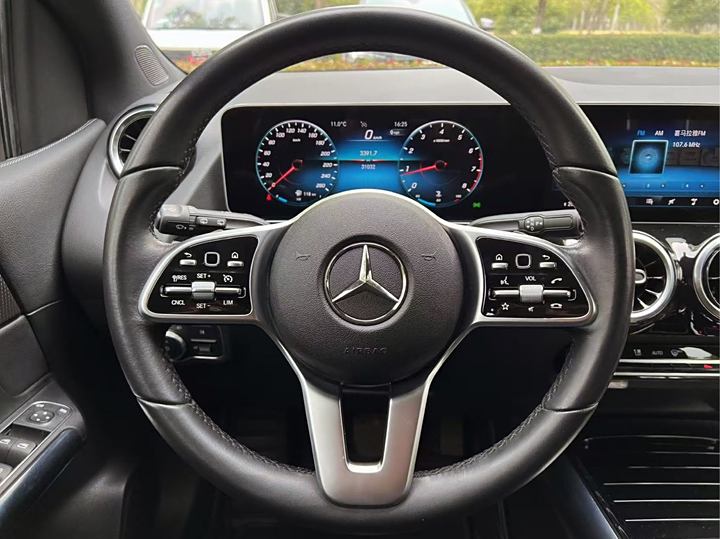 Mercedes-Benz B-Class 2021 2021款 B 200 时尚型