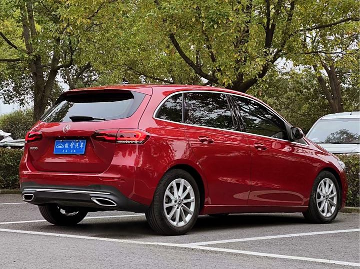 Mercedes-Benz B-Class 2021 2021款 B 200 时尚型
