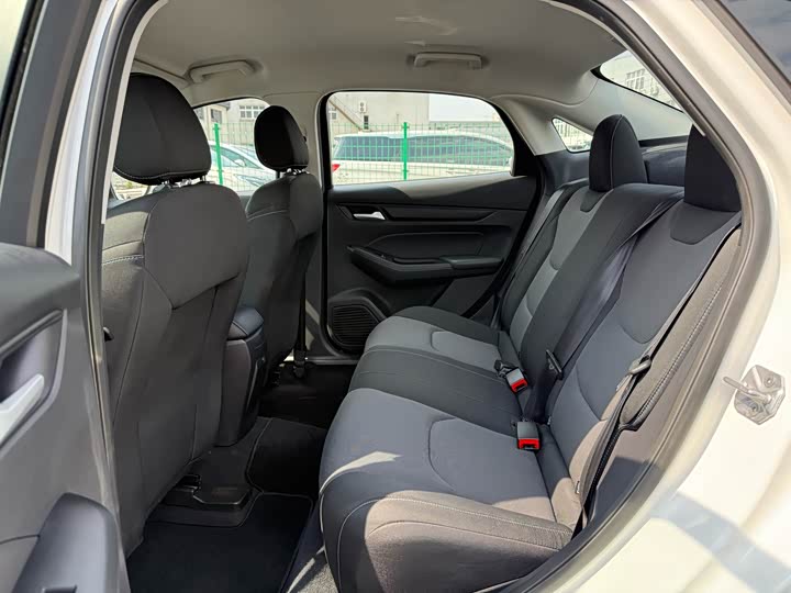 Ford Escort 2021 2021款 1.5L 自动黄金版