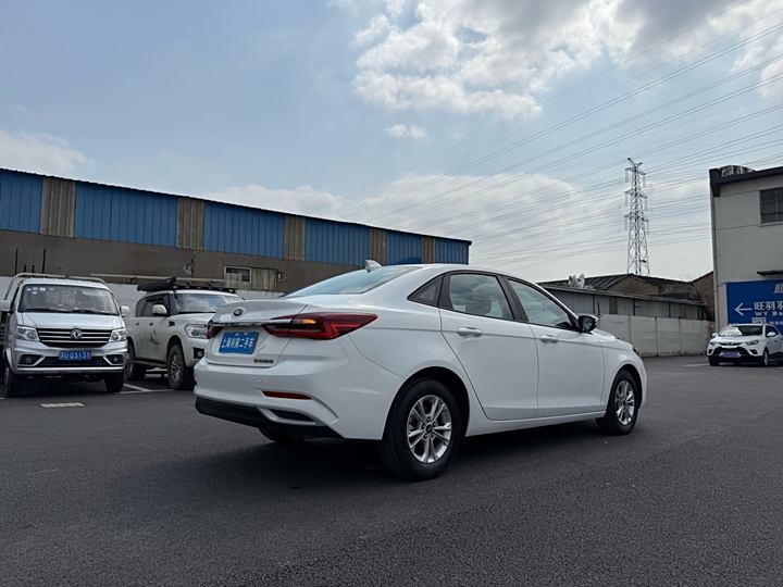 Ford Escort 2021 2021款 1.5L 自动黄金版
