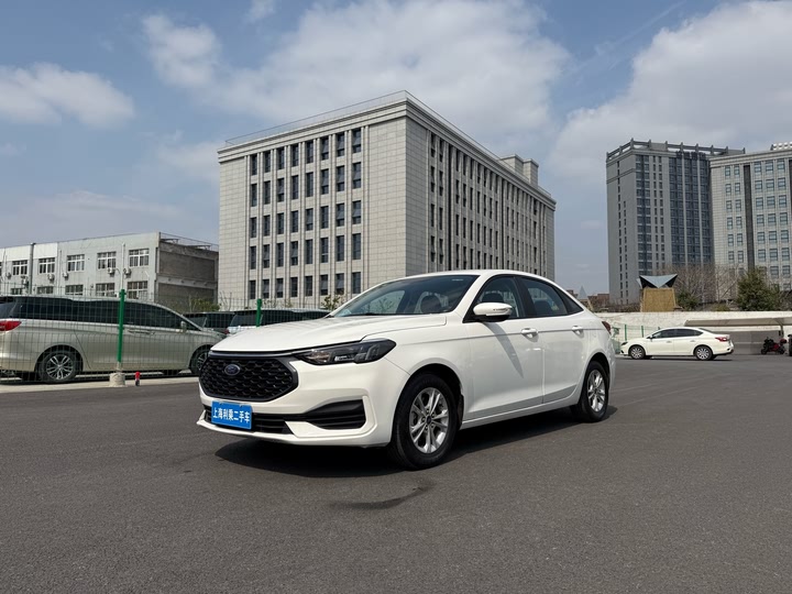 Ford Escort 2021 2021款 1.5L 自动黄金版